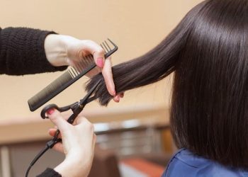 bà bầu có nên cắt tóc không