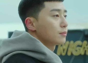 cắt tóc xanh chân là sao