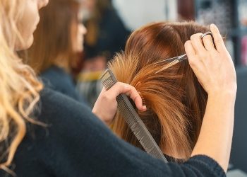 có nên giữ lại tóc đã cắt