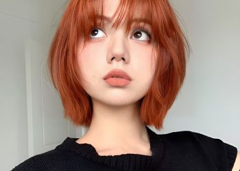 Tóc ngắn nhuộm màu nâu cam
