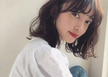 tóc xoăn ngắn ngang vai uốn tự nhiên