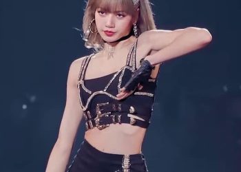 vì sao tóc của lisa không bay