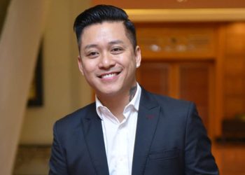 Kiểu tóc Slicked Back của ca sĩ Tuấn Hưng