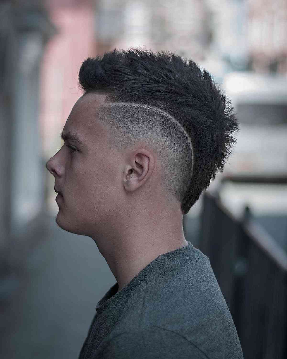 Kiểu tóc Mohawk Spiky