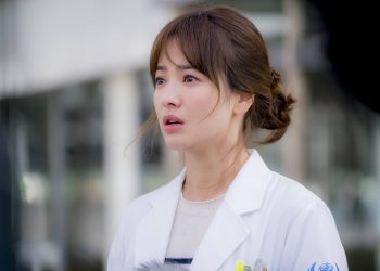 Kiểu búi tóc thấp