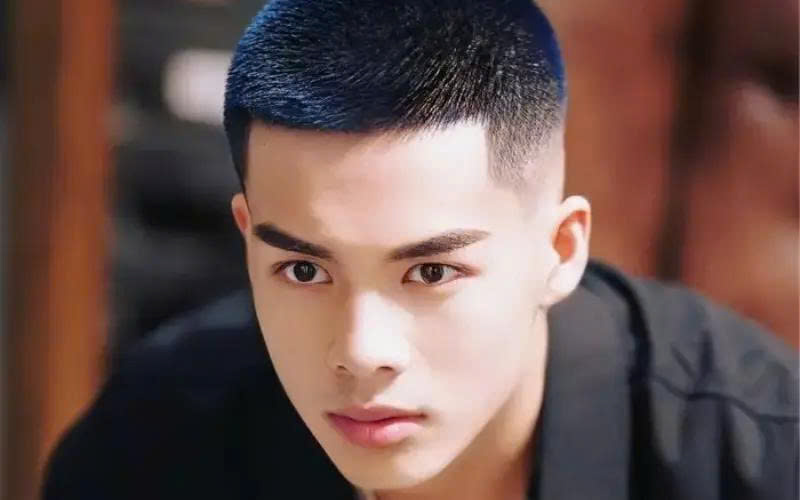 Tóc lính thủy đánh bộ dài